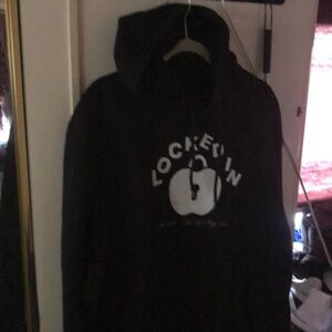 New w/o tags. Lane Seven hoodie. Locked In New York City